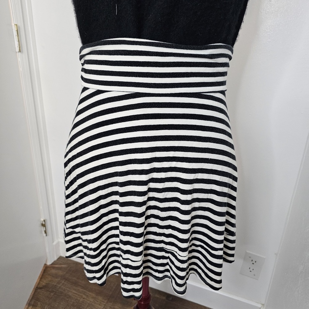 Survival Black White Striped Stretch Mini Skirt Women's Medium